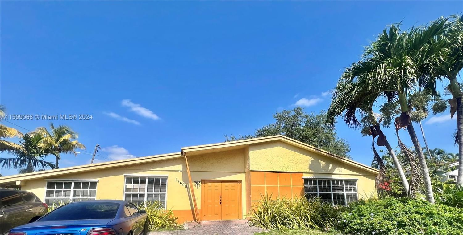 Real estate property located at 17600 2nd Ct, Miami-Dade, HIGHLAND MANOR SEC 5, North Miami Beach, FL