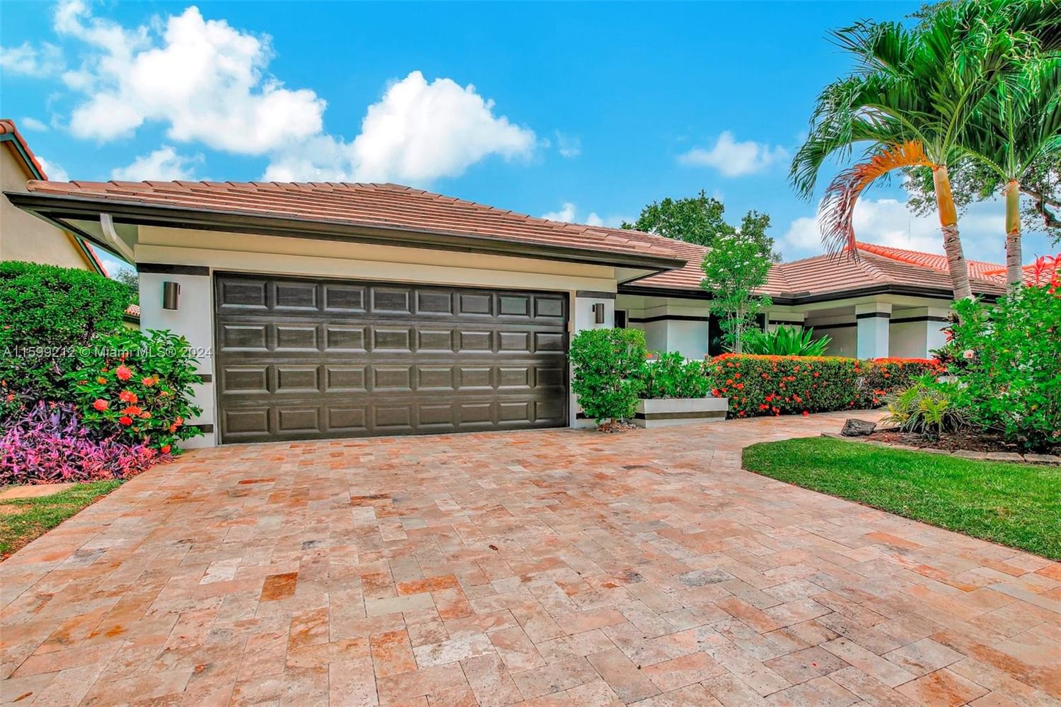 Real estate property located at 2881 Hidden Hollow Ln, Broward County, FOREST RIDGE THE HOLLOW, Davie, FL