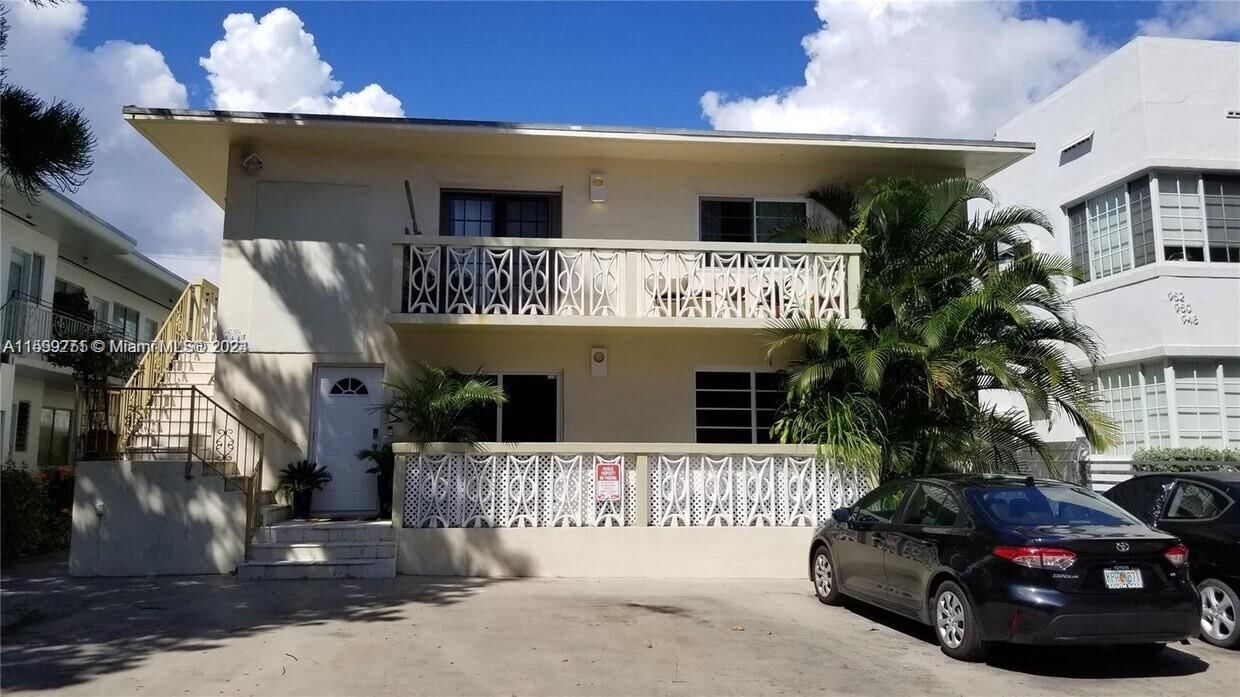 Real estate property located at 944 Meridian Ave #4, Miami-dade, 944 Condominium, Miami Beach, FL