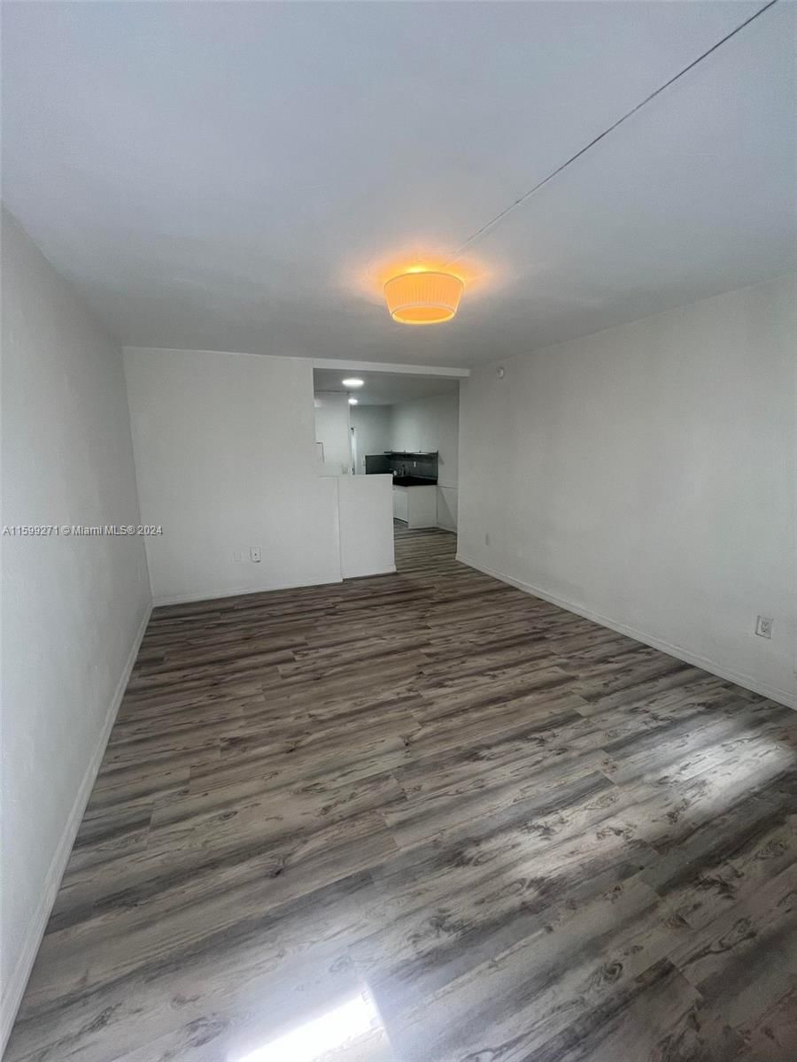 Real estate property located at 944 Meridian Ave #4, Miami-dade, 944 Condominium, Miami Beach, FL
