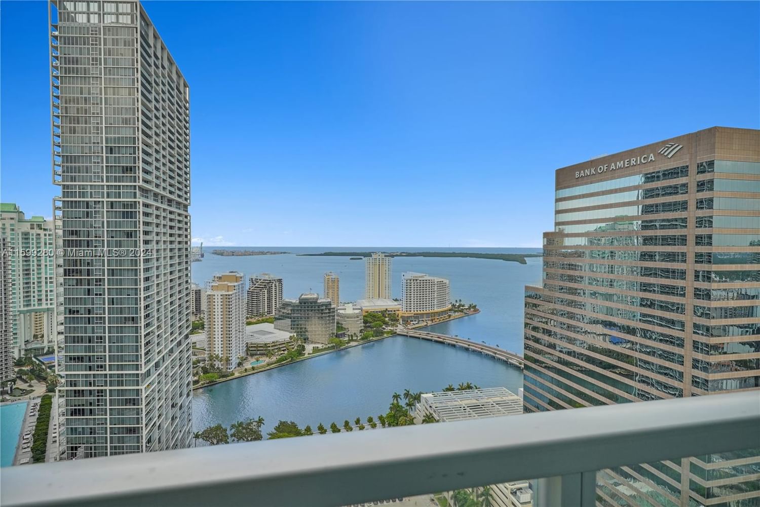 Real estate property located at 500 Brickell Ave #3802, Miami-Dade, 500 BRICKELL EAST CONDO, Miami, FL