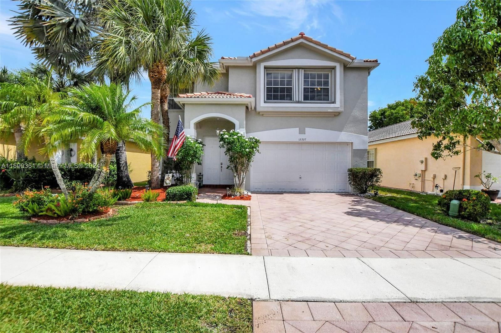 Real estate property located at 12327 53rd St, Broward County, WYNDHAM LAKES NORTH, Coral Springs, FL