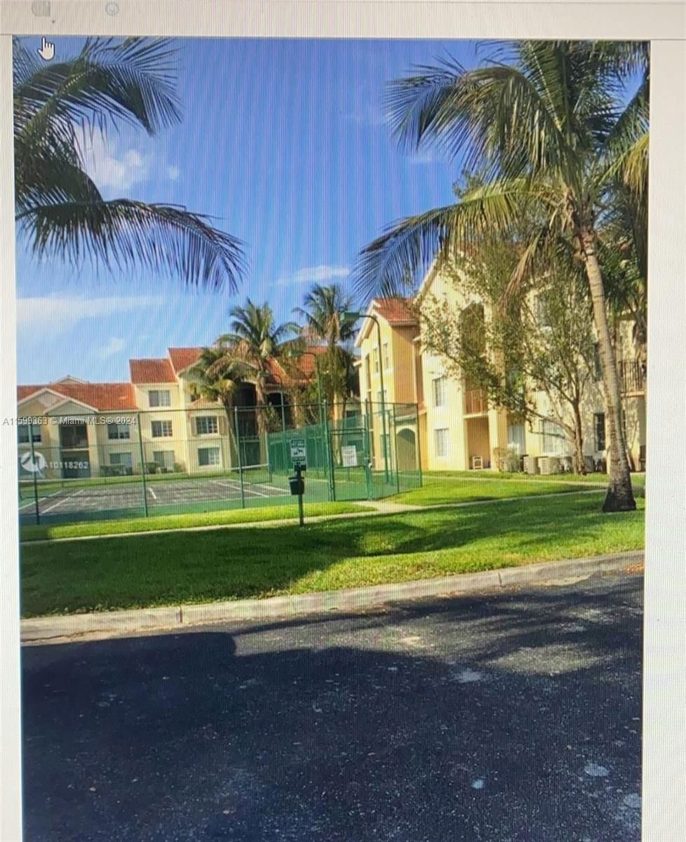 Real estate property located at 4021 San Marino Blvd #206, Palm Beach County, EMERALD ISLE AT LAGUNA LA, West Palm Beach, FL