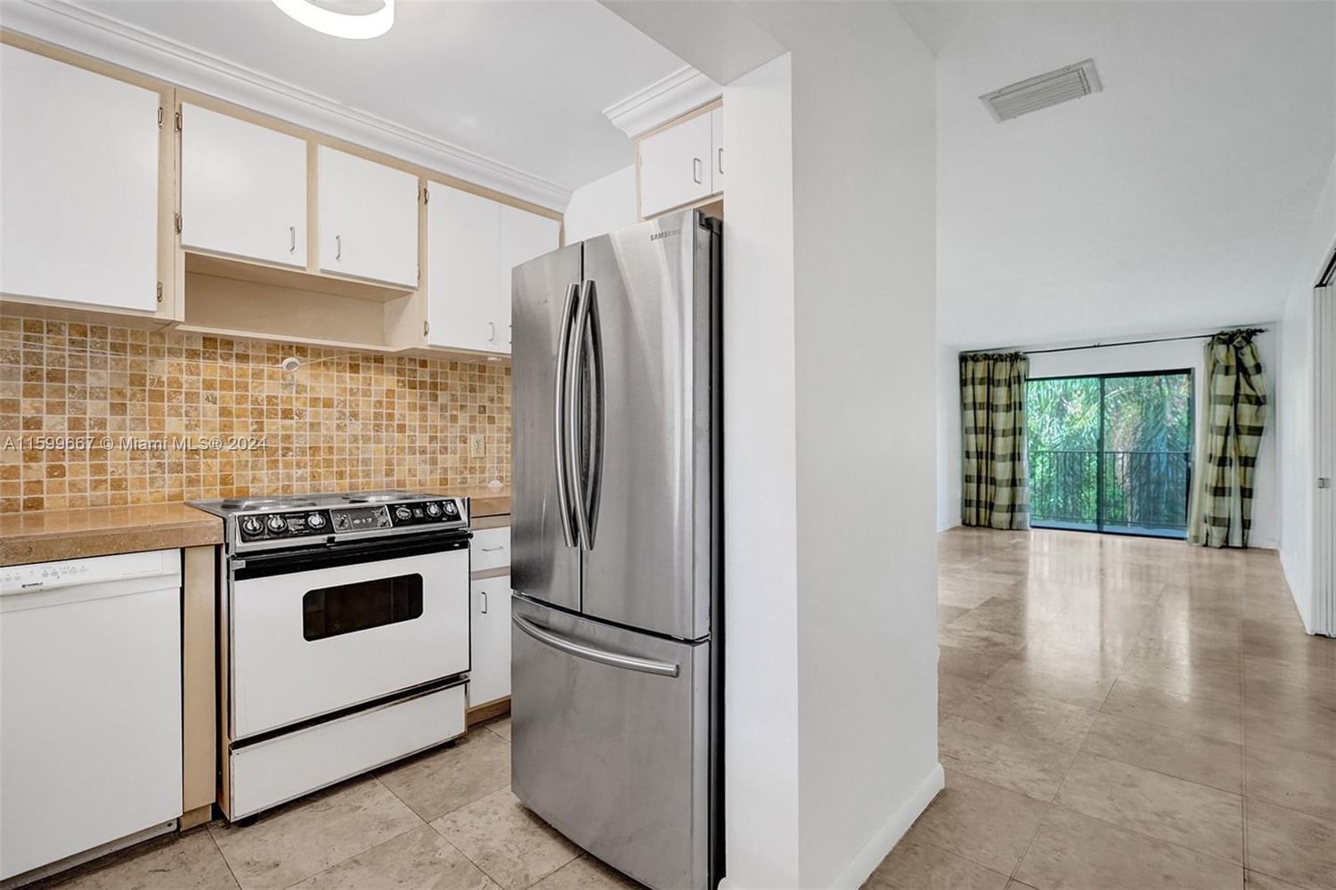 Real estate property located at 2514 Taylor St #9, Broward County, BALABAN VILLA CONDO, Hollywood, FL