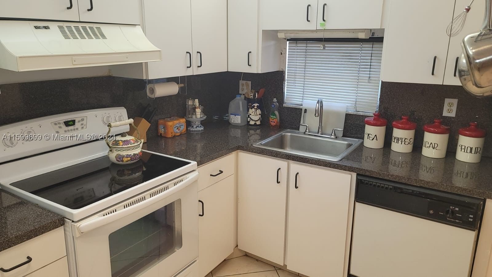 Real estate property located at , Broward, Hollybrook Golf And, Pembroke Pines, FL