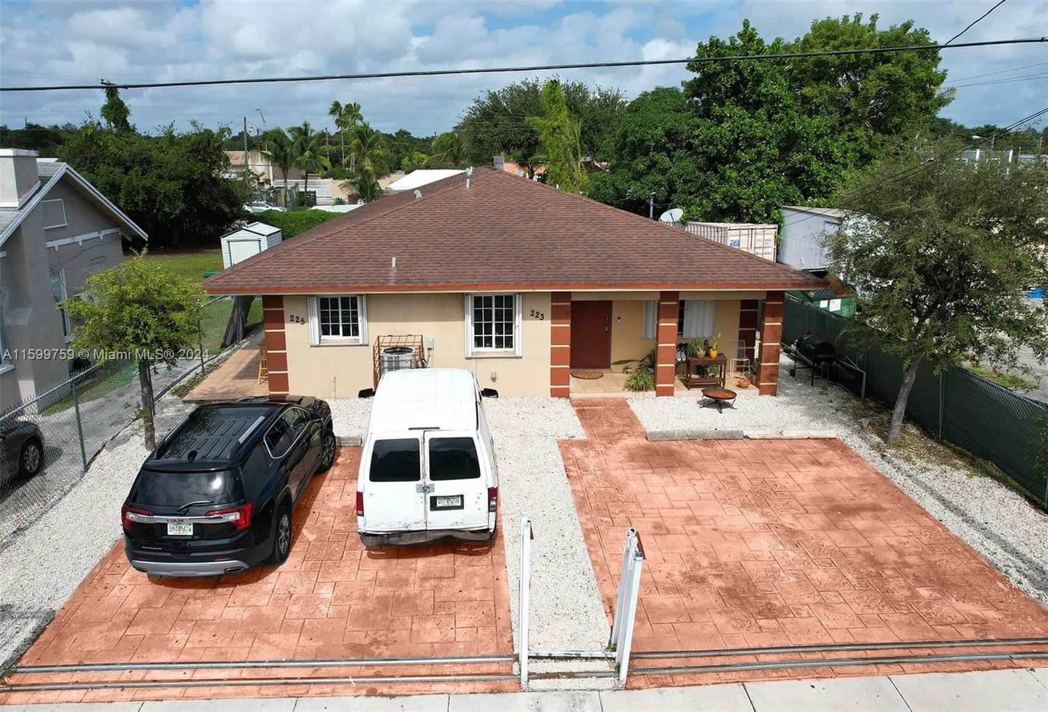 Real estate property located at 225 53rd St, Miami-Dade, RAILWAY SHOPS ADDN 2ND AM, Miami, FL