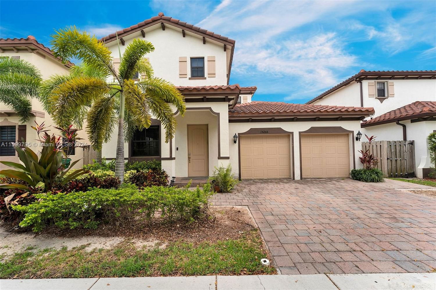 Real estate property located at 15266 173rd Ln, Miami-Dade County, VENETIAN PARC WEST, Miami, FL