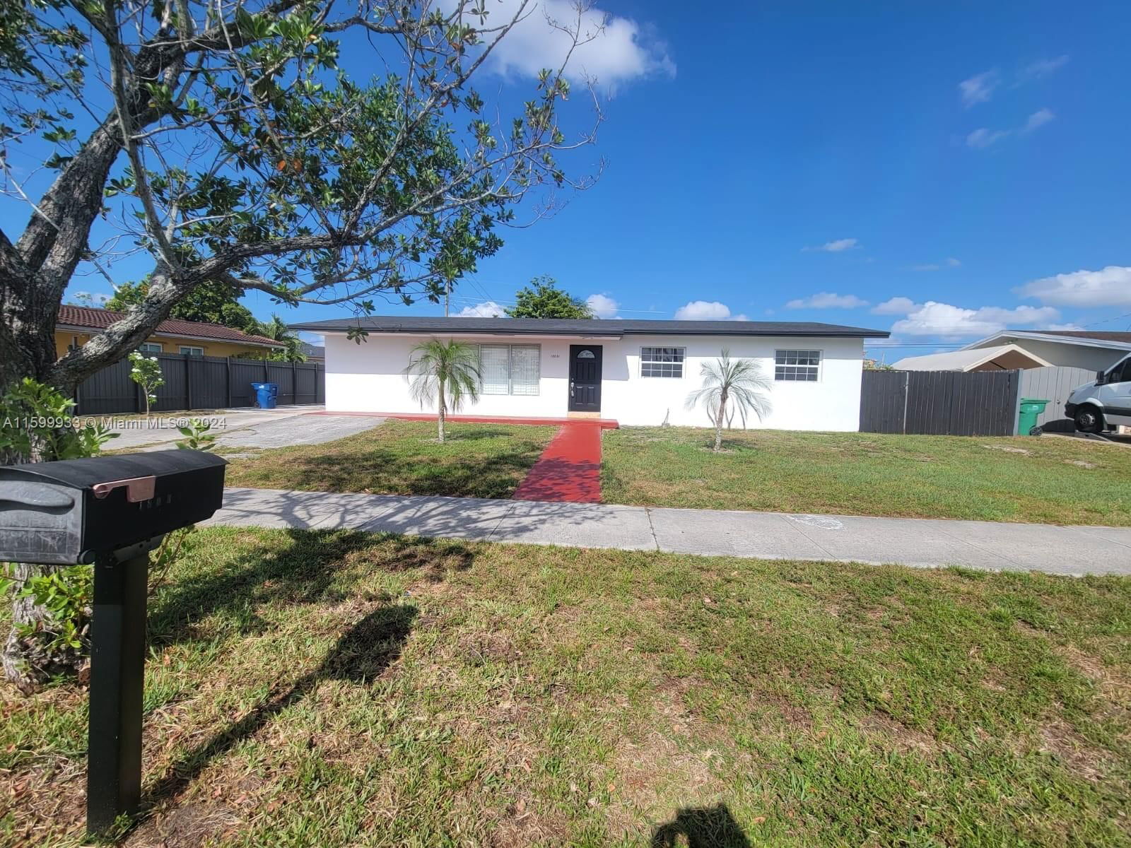 Real estate property located at 18031 52nd Ave, Miami-Dade County, CAROL CITY 3RD ADDN, Miami Gardens, FL