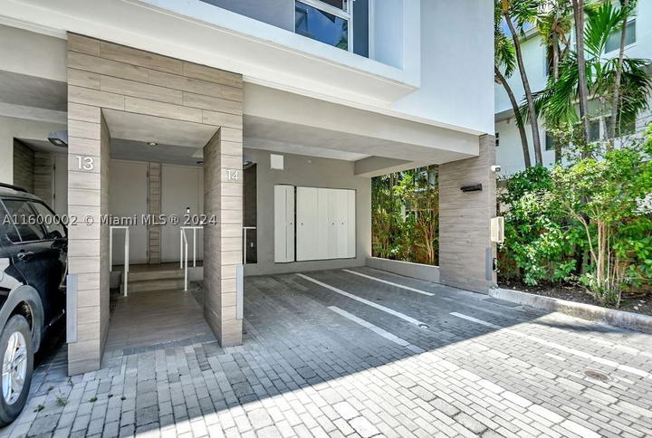 Real estate property located at 1000 99th St #14, Miami-dade, Bay Harbor Island, Bay Harbor Islands, FL