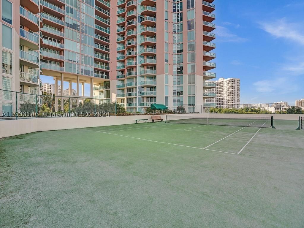 Real estate property located at 3370 Hidden Bay Dr #1208, Miami-dade, 100 Hidden Bay Condo, Aventura, FL