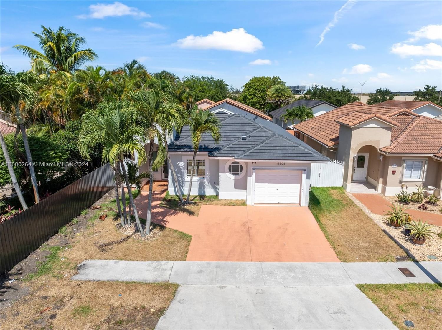 Real estate property located at 15308 91st Ct, Miami-Dade County, SUSI COVE SUB, Miami Lakes, FL