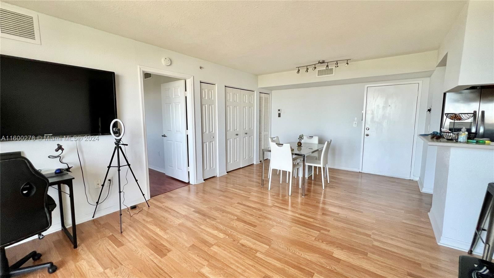 Real estate property located at 816 11th St #1107, Miami-Dade County, SEYBOLD POINTE CONDO, Miami, FL