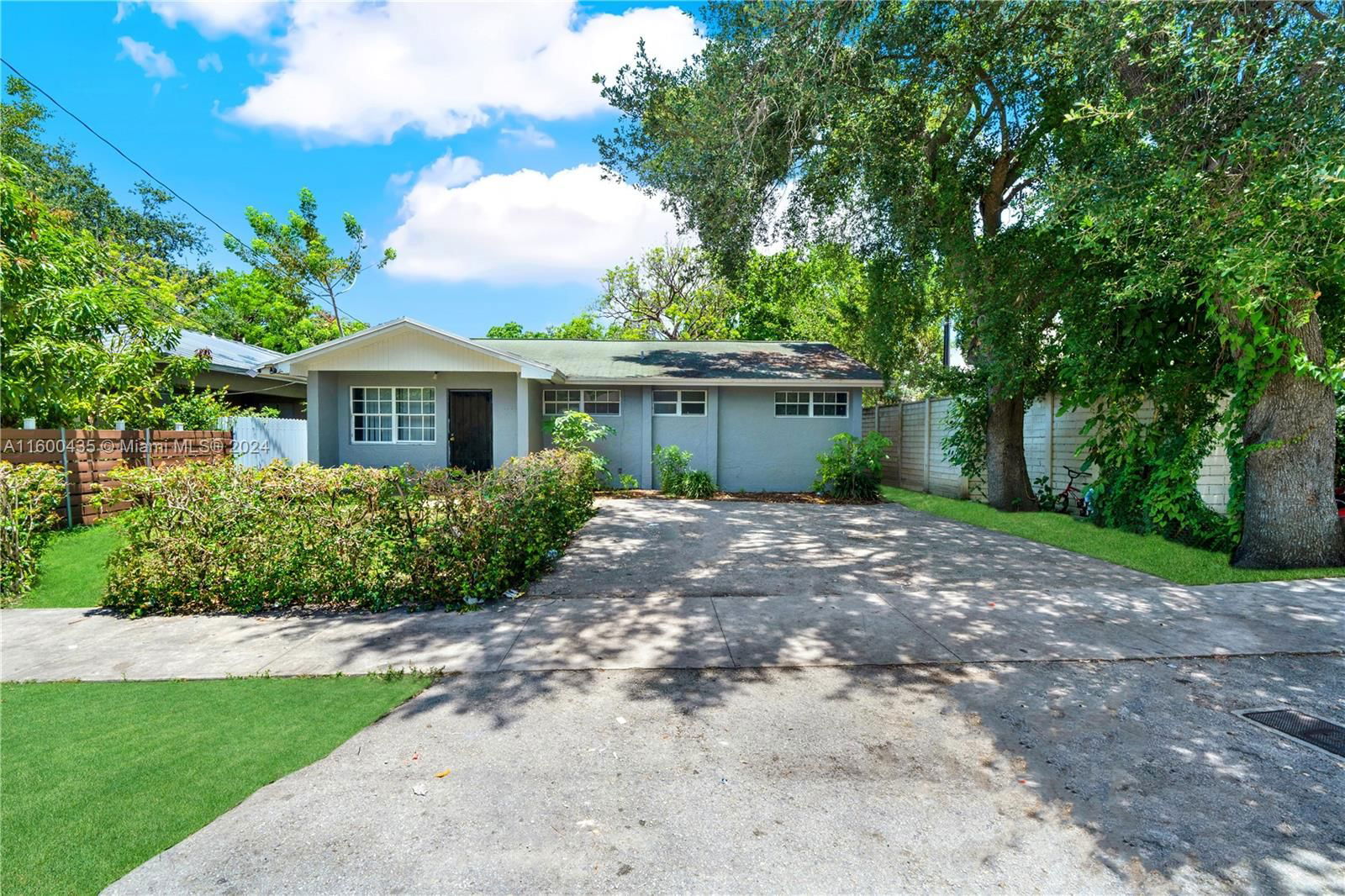 Real estate property located at 3737 Frow Ave, Miami-Dade County, MACFARLANE HOMESTEAD, Miami, FL