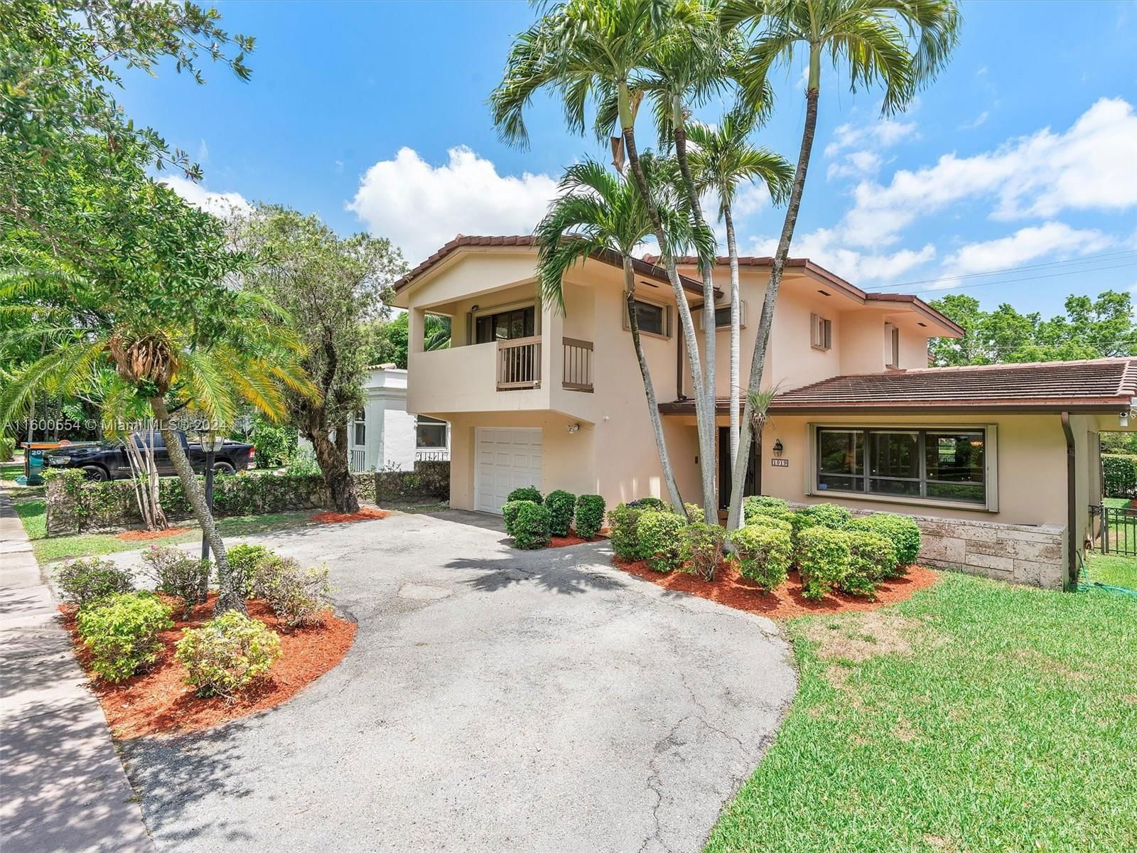 Real estate property located at 1019 Venetia Ave, Miami-Dade County, CORAL GABLES GRANADA SEC, Coral Gables, FL