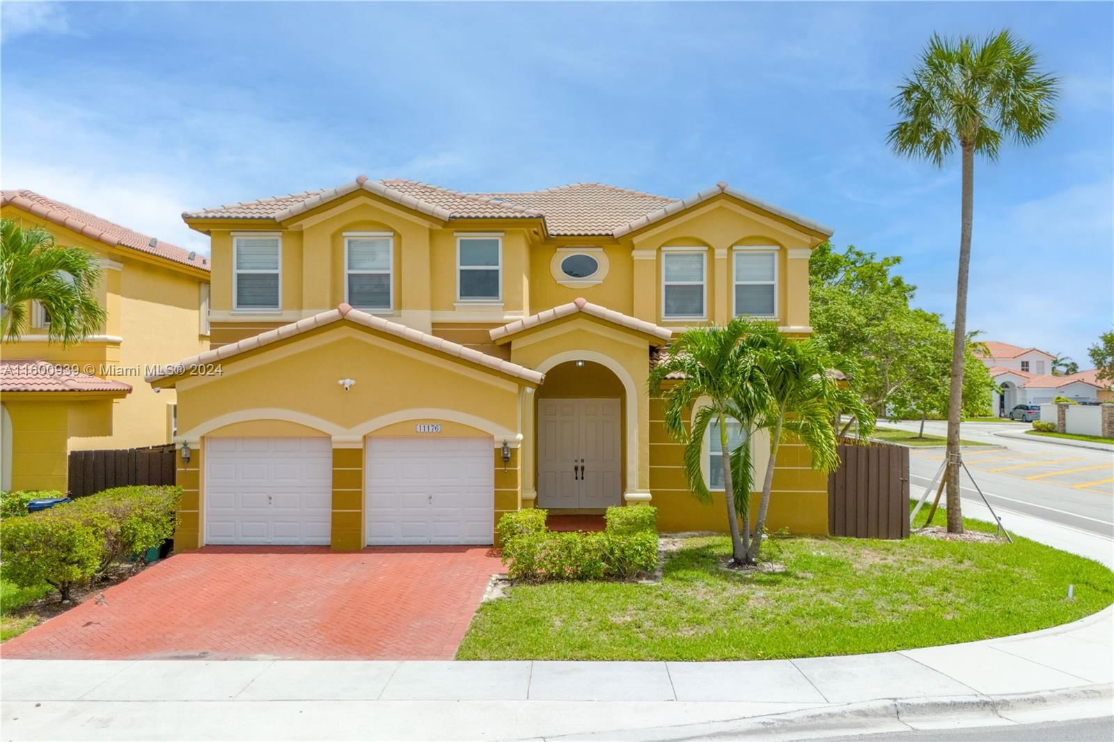 Real estate property located at 11176 79th Ln, Miami-Dade County, ISLANDS AT DORAL 1ST ADDN, Doral, FL