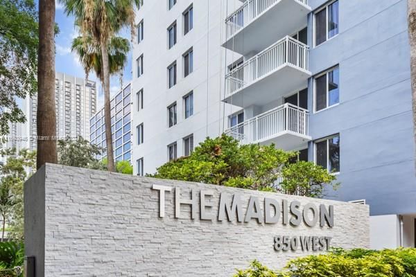 Real estate property located at 850 Miami Ave PH-2107, Miami-Dade County, MADISON DOWNTOWN CONDO, Miami, FL