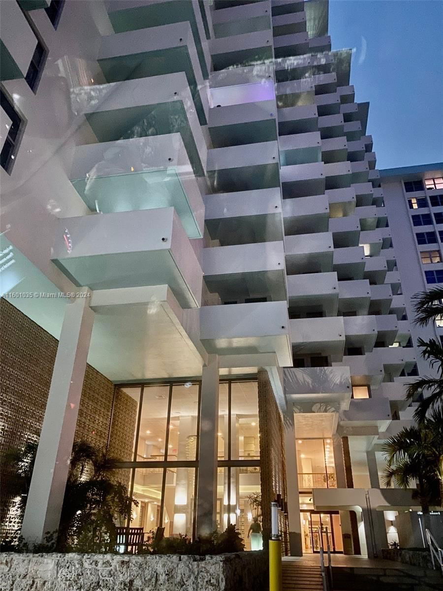 Real estate property located at 2899 Collins Ave #740, Miami-Dade County, TRITON TOWER CONDO, Miami Beach, FL