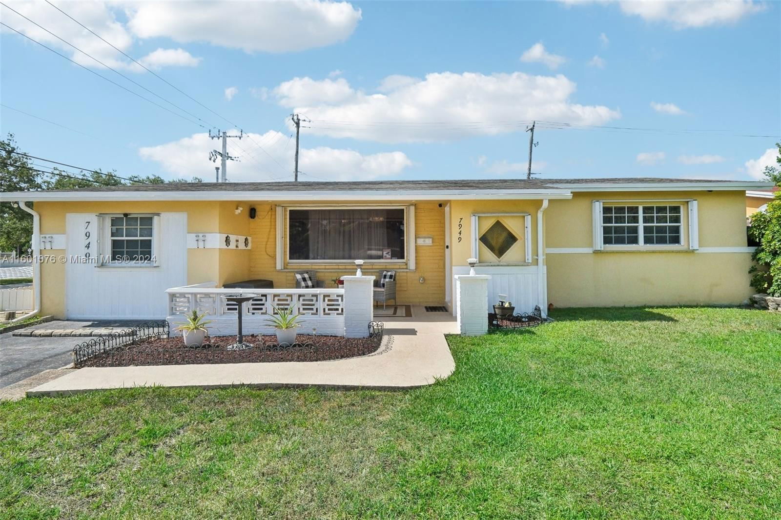 Real estate property located at 7949 Fairway Blvd, Broward County, MIRAMAR PARK FOURTH ADD, Miramar, FL