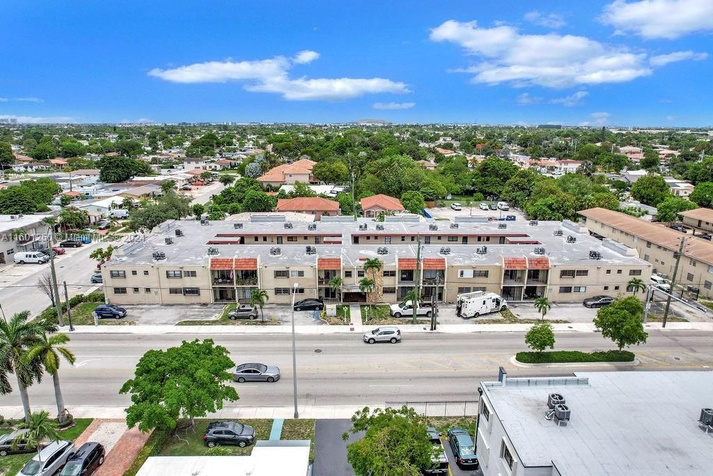 Real estate property located at 3800 Palm Ave #207, Miami-Dade, PALM AVE GARDENS CONDO, Hialeah, FL