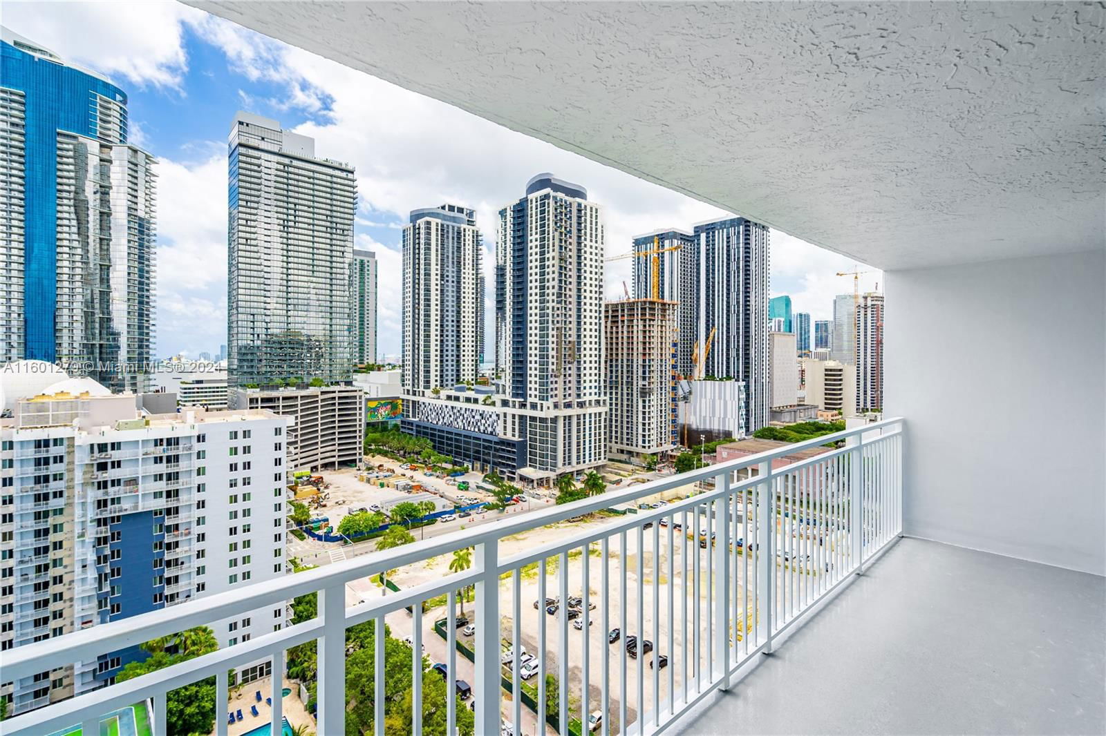 Real estate property located at 850 Miami Ave W-2201, Miami-Dade County, MADISON DOWNTOWN CONDO, Miami, FL