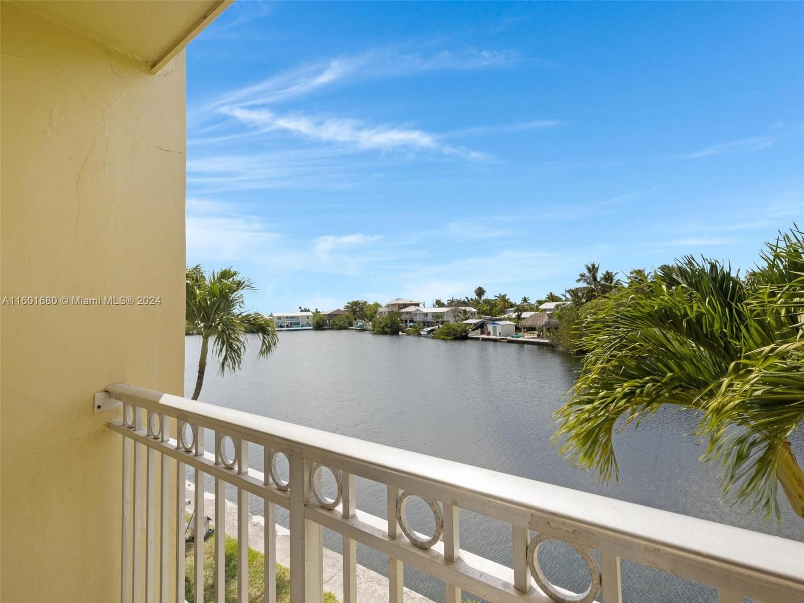 Real estate property located at 201 Coppitt Rd #204C, Monroe, BAYSIDE CONCOMINIUMS AT M, Key West, FL