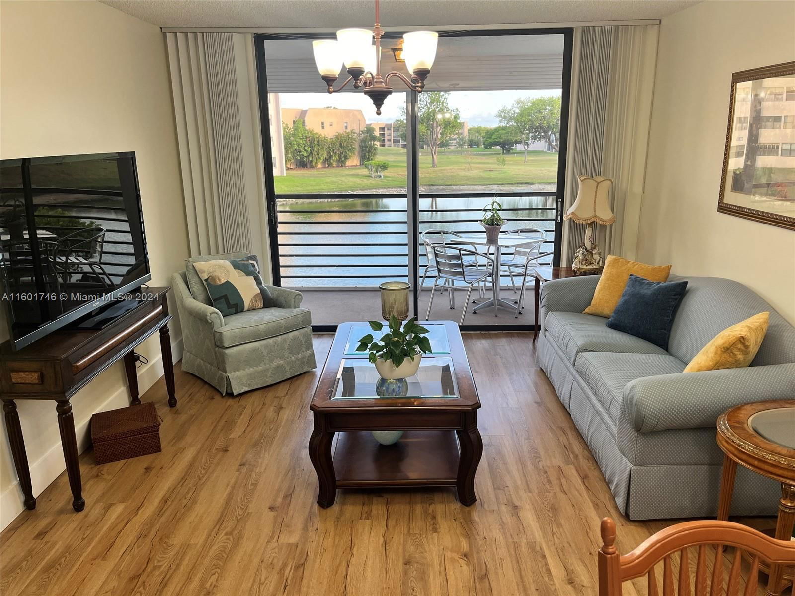 Real estate property located at 10100 30th Ct #205, Broward County, SUNRISE LAKES 171 CONDO, Sunrise, FL