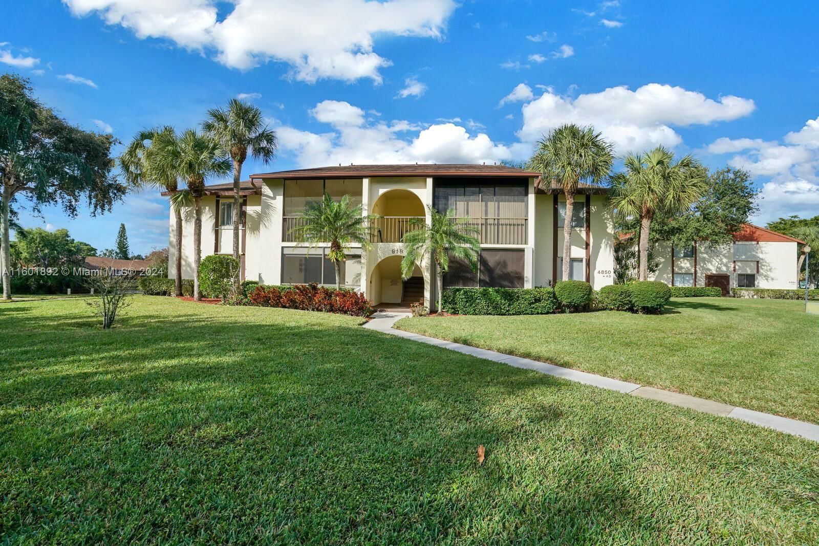 Real estate property located at 4850 Sable Pine Cir A2, Palm Beach County, PINE RIDGE AT HAVERHILL, West Palm Beach, FL