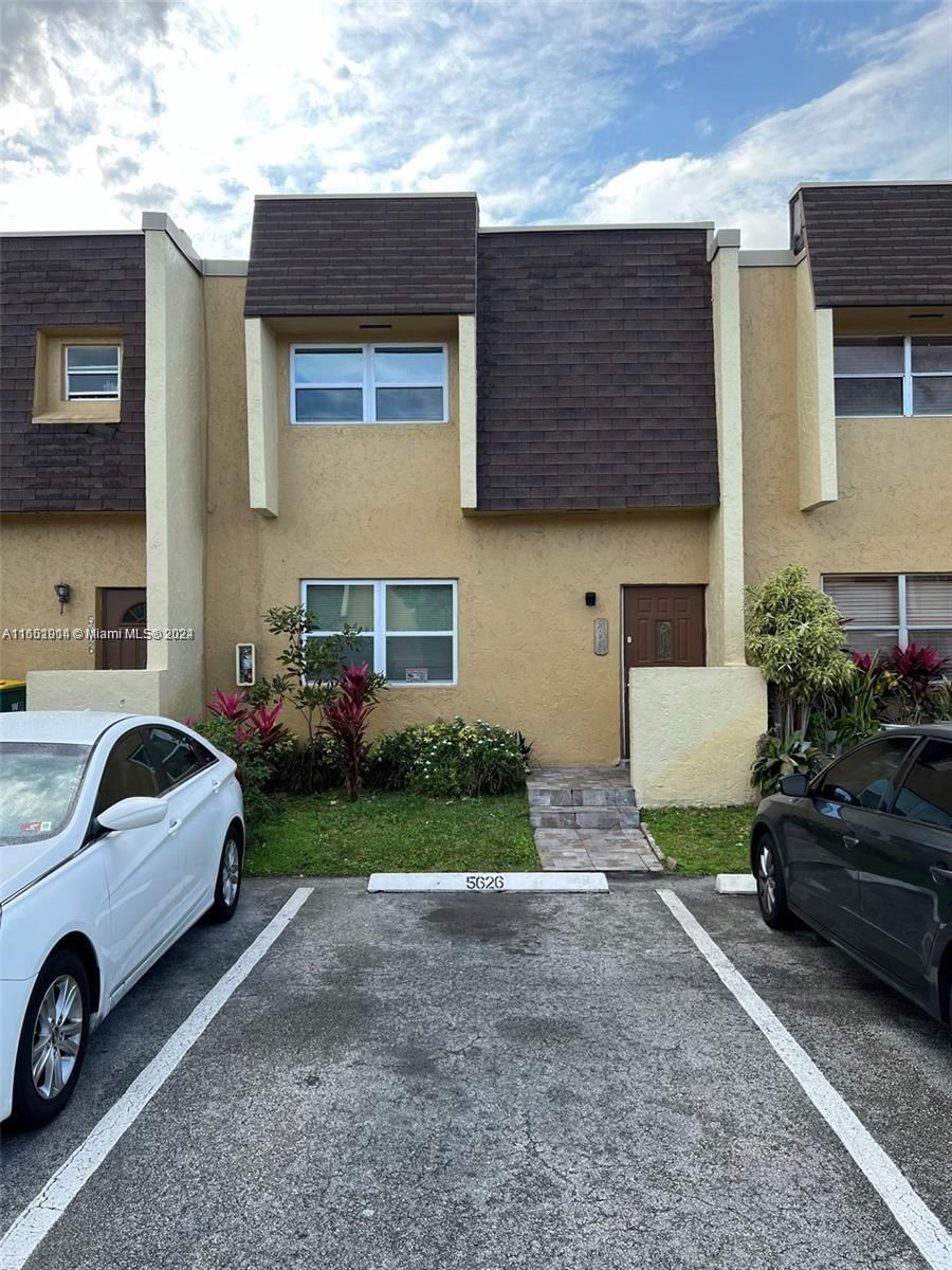 Real estate property located at 5628 Blueberry Ct #166, Broward County, BLUEBERRY HILL IV CONDO, Lauderhill, FL