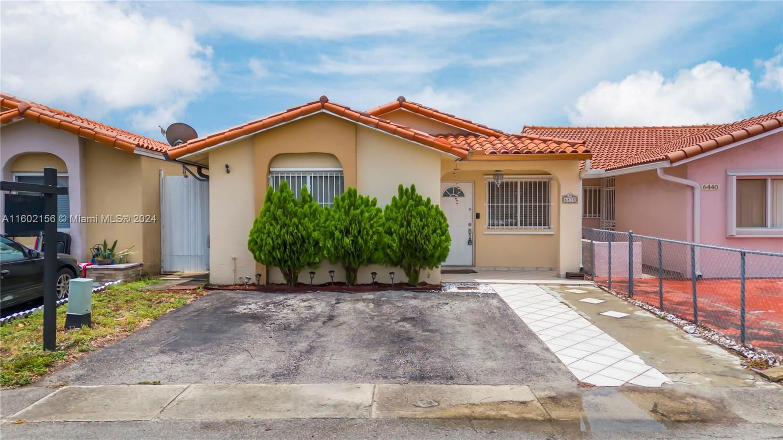 Real estate property located at 6430 25th Ln, Miami-Dade County, EL PRADO BY THE LAKE, Hialeah, FL
