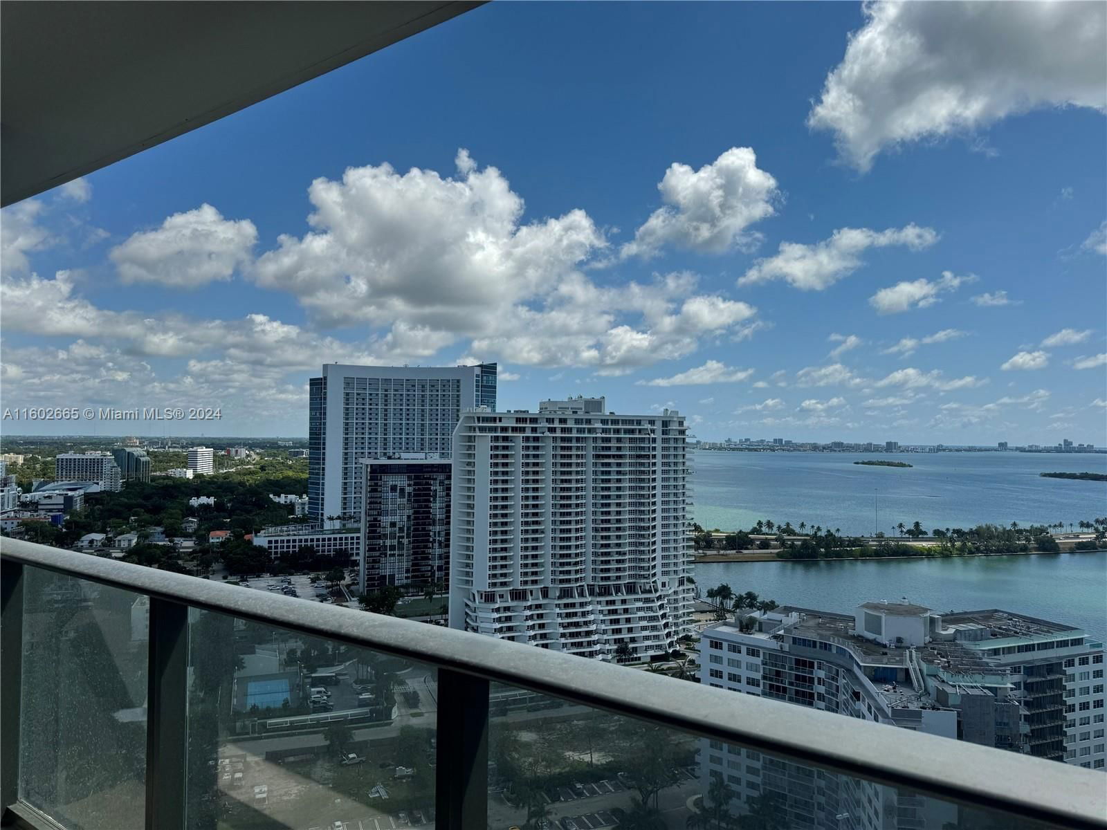 Real estate property located at 501 31st St #2304, Miami-Dade, PARAISO BAYVIEWS CONDO, Miami, FL