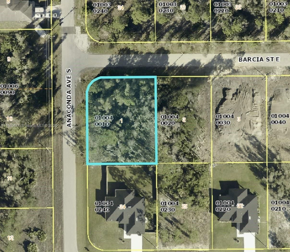 Real estate property located at 700 Barcia ST E, Lee County, LEHIGH ACRES, Lehigh Acres, FL