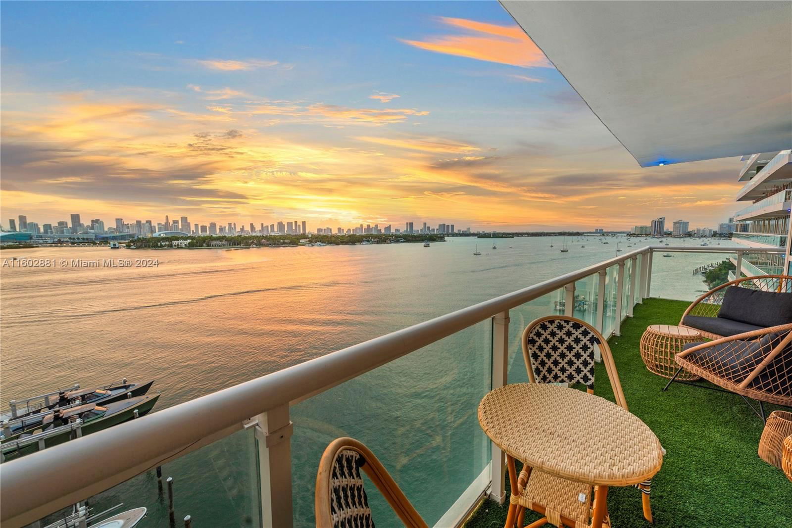 Real estate property located at 520 West Ave #805, Miami-dade, The Bentley Bay Condo, Miami Beach, FL