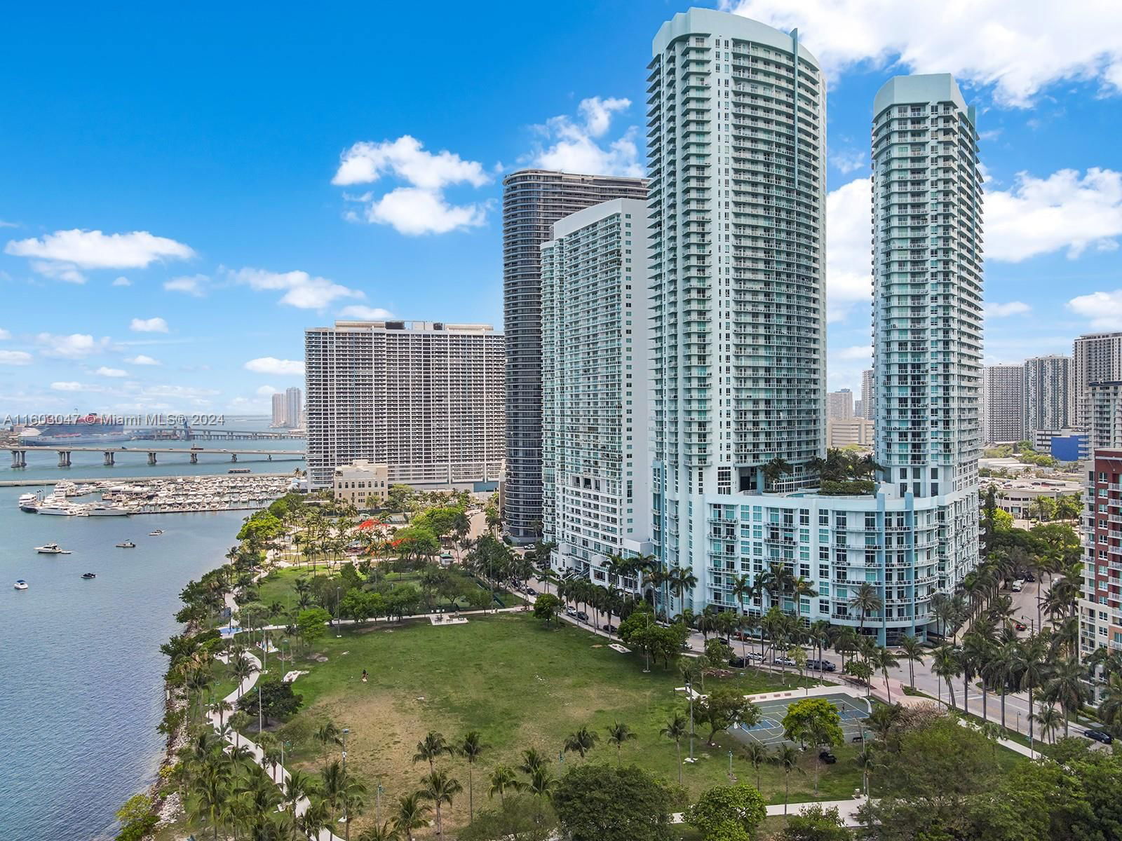 Real estate property located at 1900 Bayshore Dr #3310, Miami-Dade, QUANTUM ON THE BAY CONDO, Miami, FL