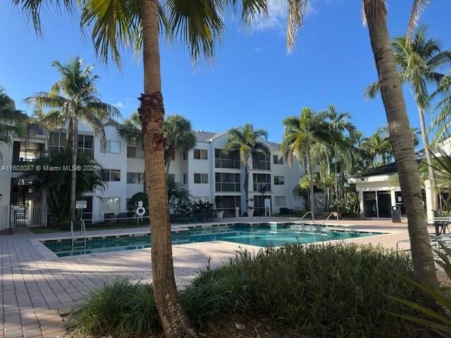 Real estate property located at 5760 Rock Island Rd #338, Broward, Sun Vista Gardens Condo, Tamarac, FL