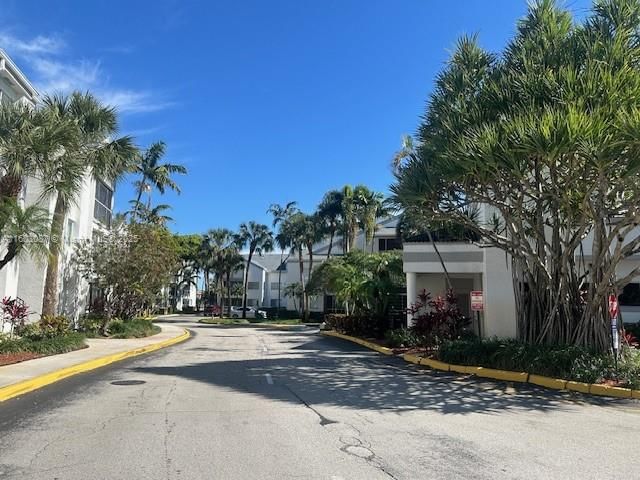 Real estate property located at 5760 Rock Island Rd #338, Broward, Sun Vista Gardens Condo, Tamarac, FL