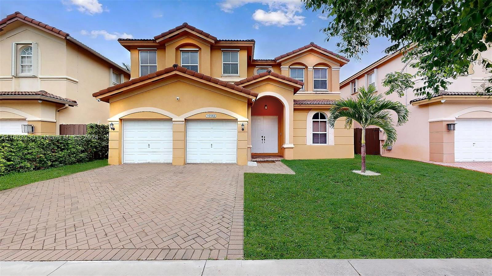 Real estate property located at 10948 80th Ln, Miami-Dade, ISLANDS AT DORAL 1ST ADDN, Doral, FL