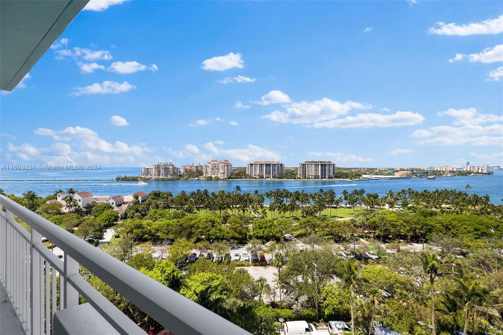 Real estate property located at 400 Pointe Dr #1007, Miami-Dade County, SOUTH POINTE TOWERS CONDO, Miami Beach, FL