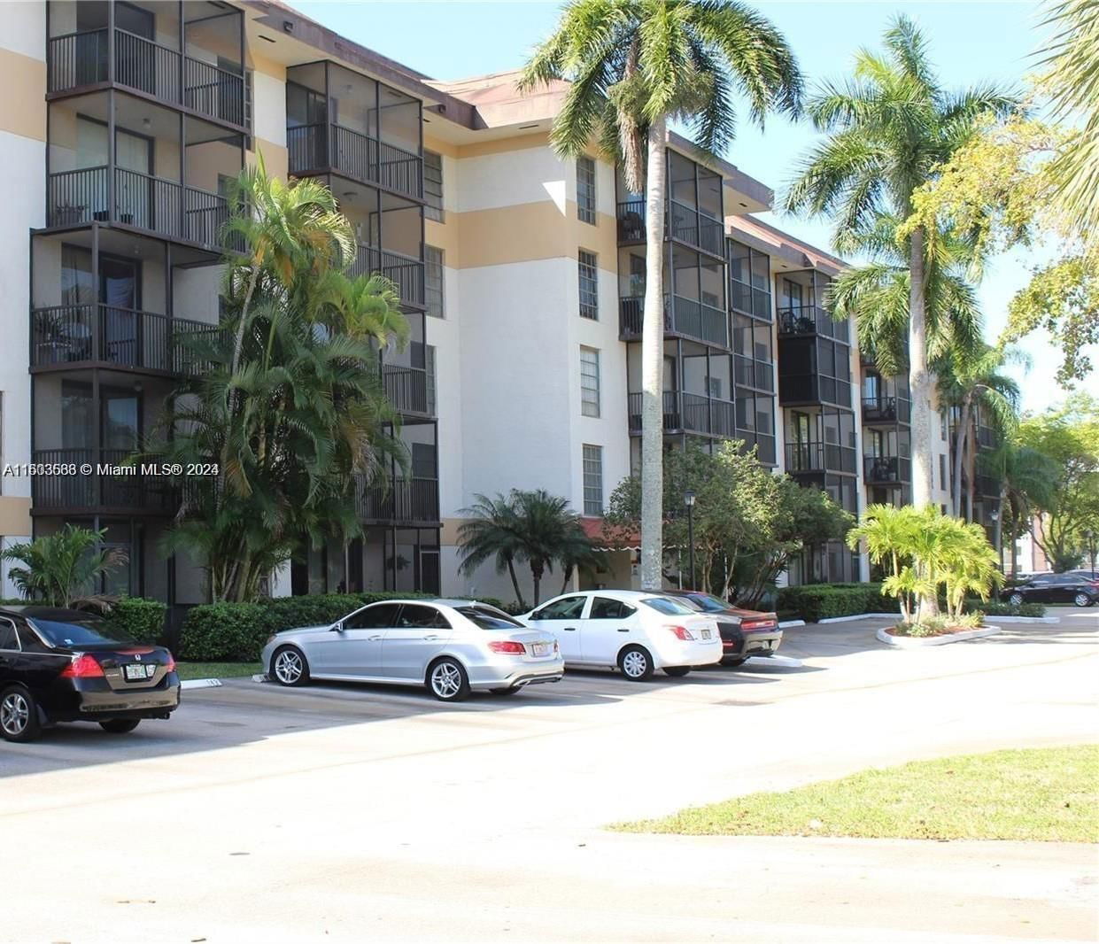 Real estate property located at 5570 44th St #308A, Broward County, INVERWOOD CONDO, Lauderhill, FL