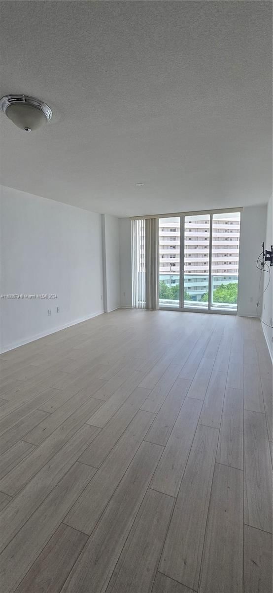 Real estate property located at 7900 Harbor Island Dr #522, Miami-Dade, 360 CONDO A, North Bay Village, FL