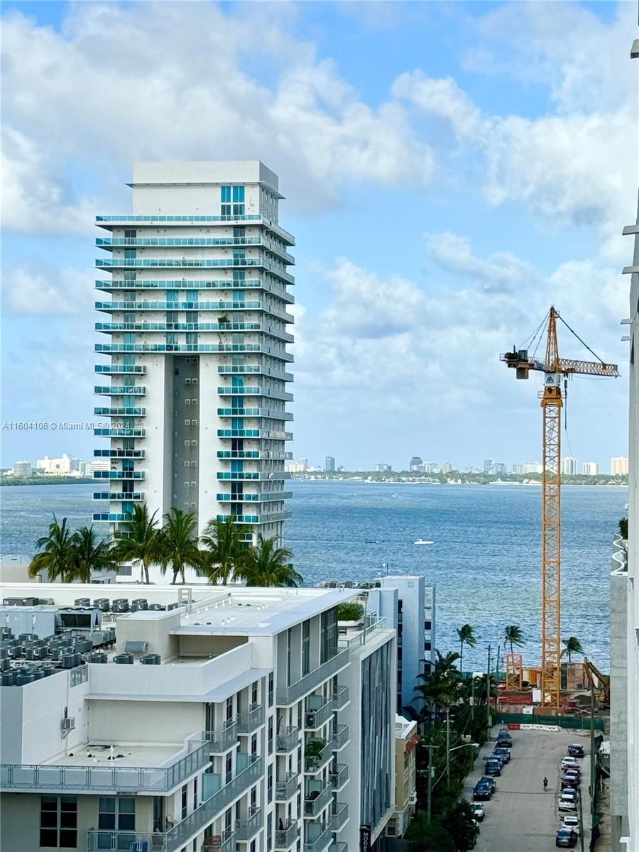 Real estate property located at 350 24th St #1107, Miami-dade, City 24 Condo, Miami, FL