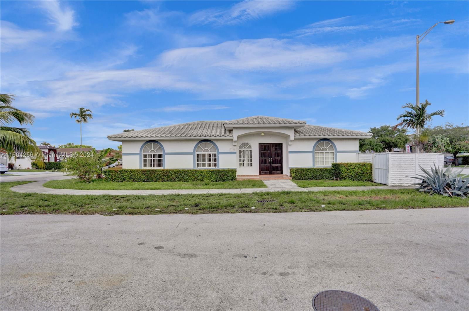 Real estate property located at 3131 79th Pl, Miami-Dade County, PONDEROSA PHASE 2, Hialeah, FL