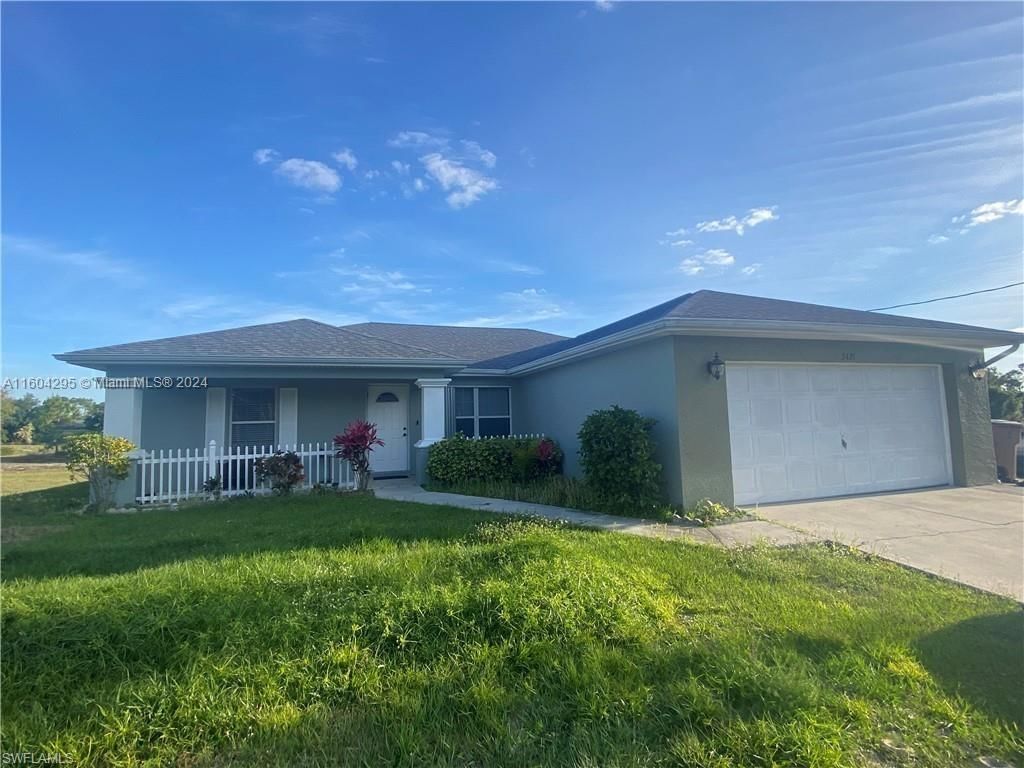 Real estate property located at 3421 17th St W, Lee County, Lehigh Park, Lehigh Acres, FL