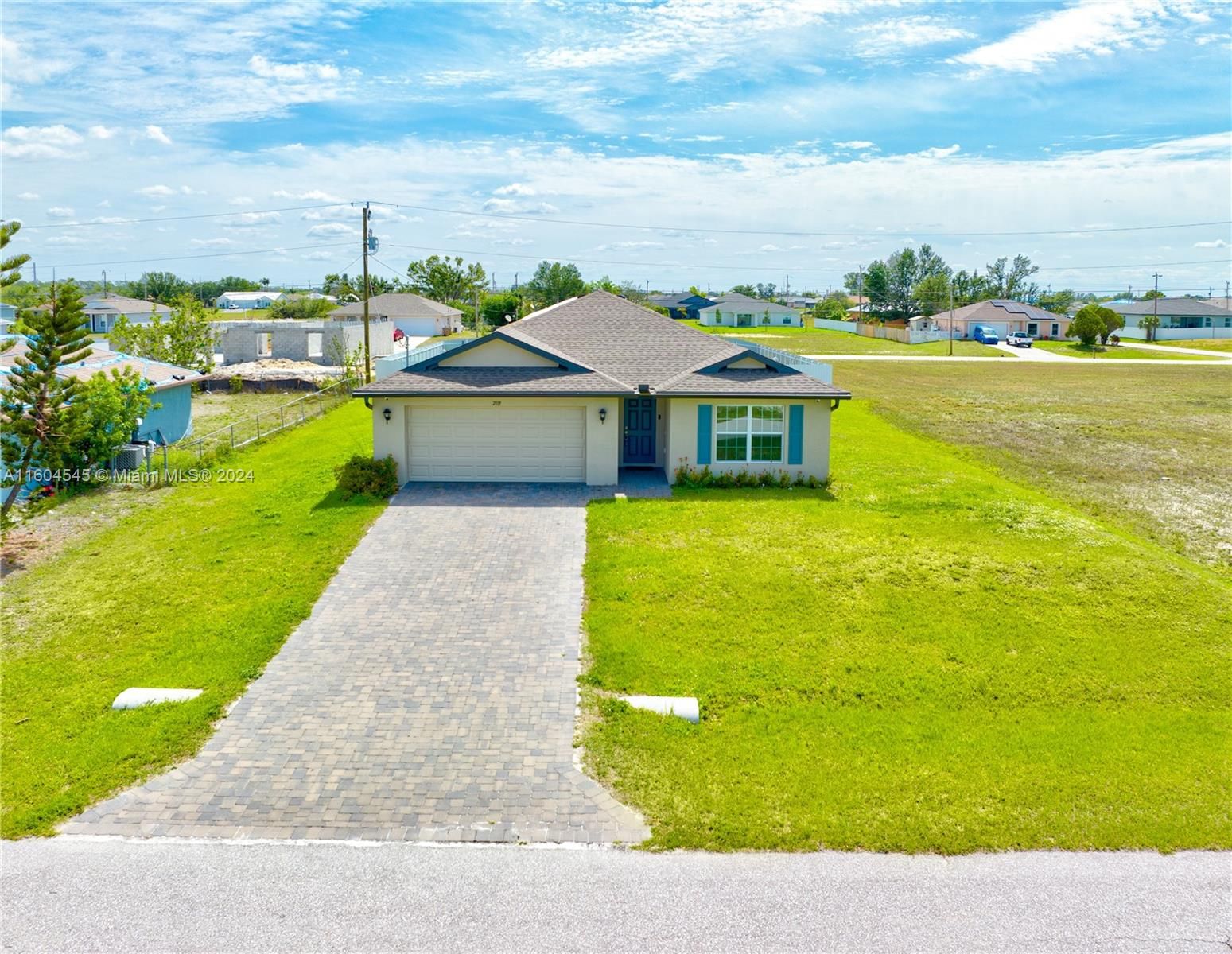 Real estate property located at 2119 6th PL, Lee, No subdivision, Cape Coral, FL