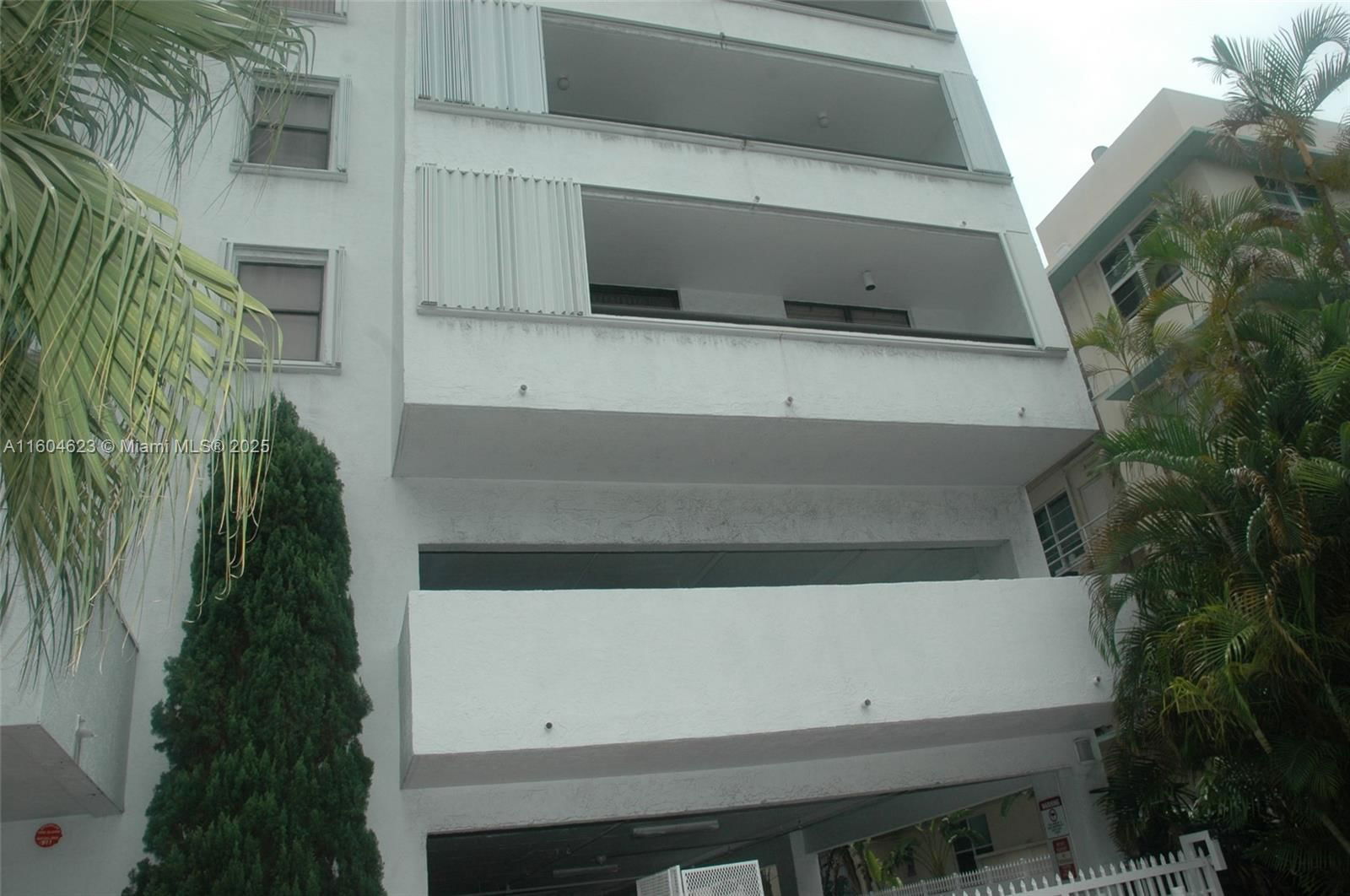 Real estate property located at 1775 Washington Ave #3G, Miami-dade, Parc Plaza Condo, Miami Beach, FL