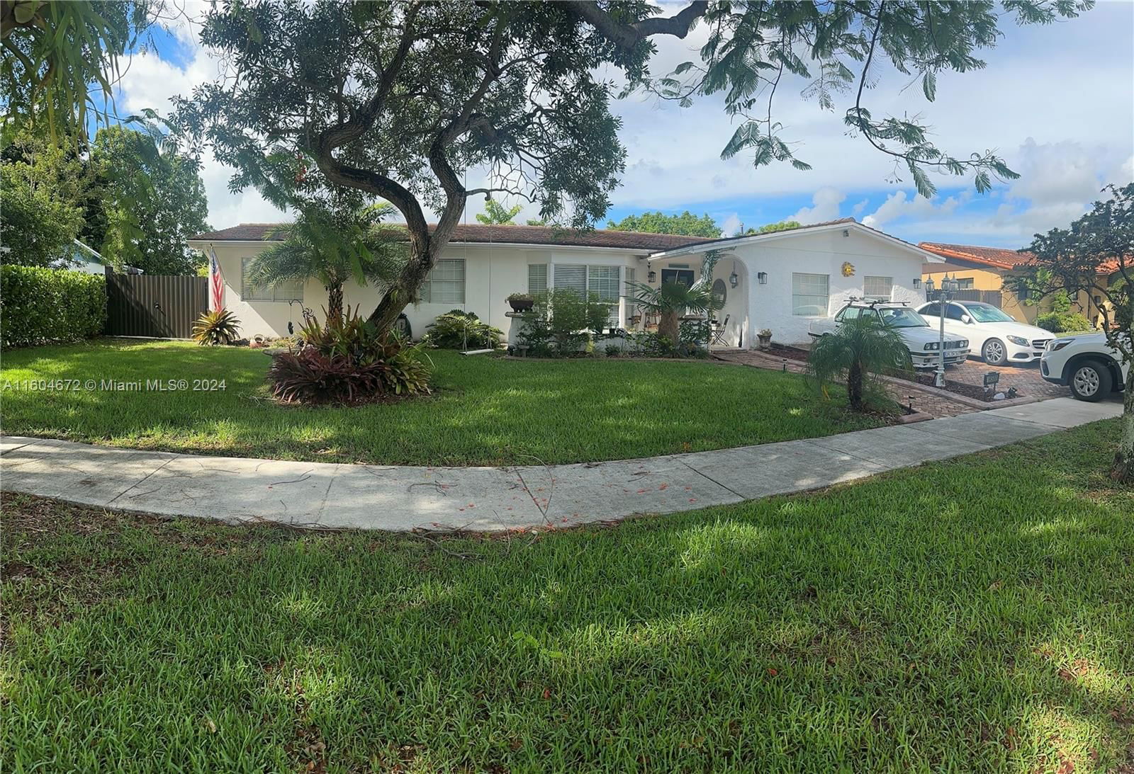 Real estate property located at 14500 85th St, Miami-Dade County, KENDALE LAKES SEC FIVE, Miami, FL