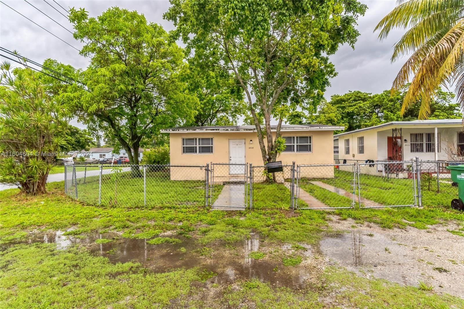 Real estate property located at 2035 70th St, Miami-Dade County, PARA VILLA HEIGHTS, Miami, FL