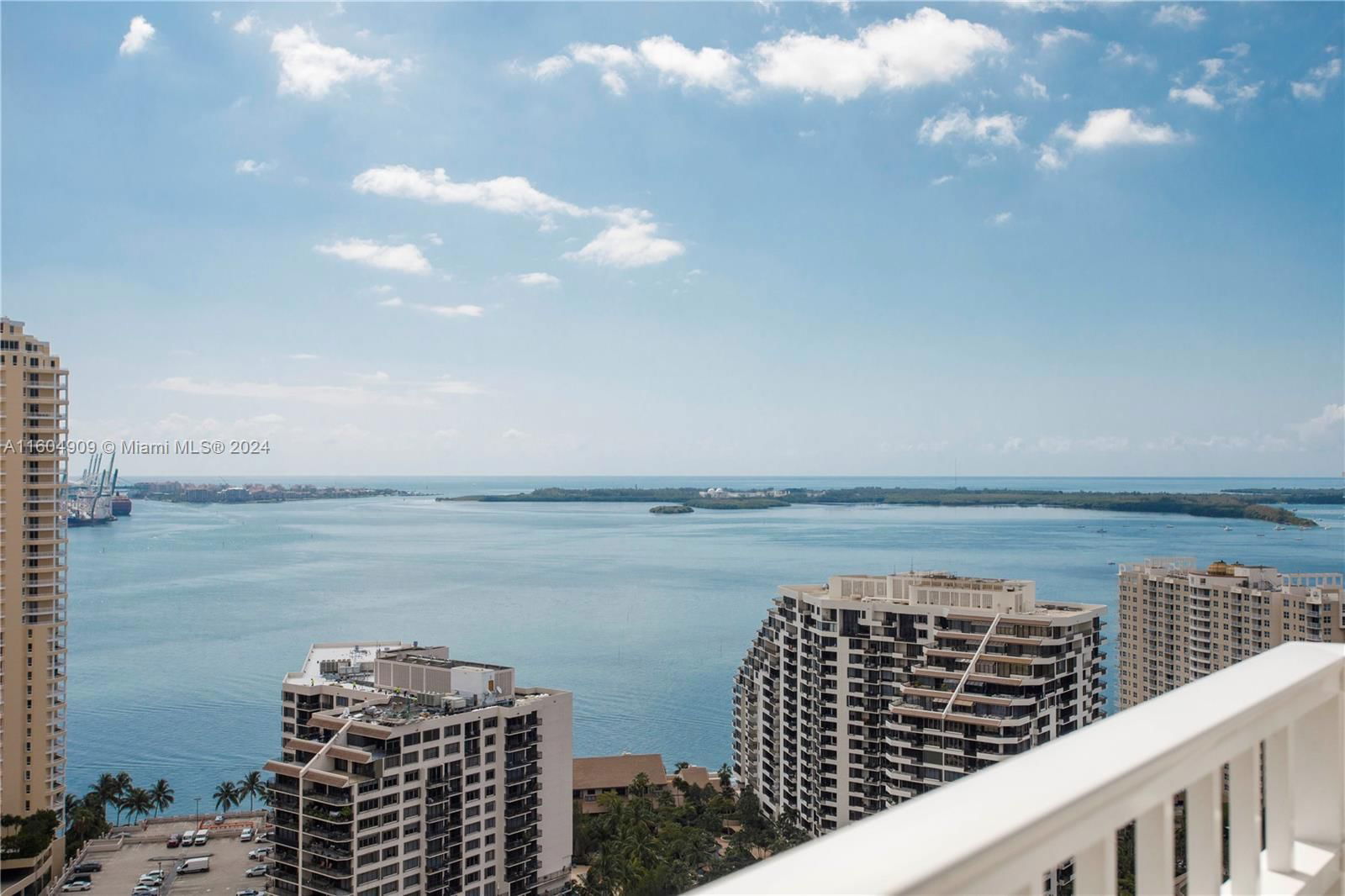 Real estate property located at 801 Brickell Key Blvd #3112, Miami-Dade, COURTS BRICKELL KEY CONDO, Miami, FL