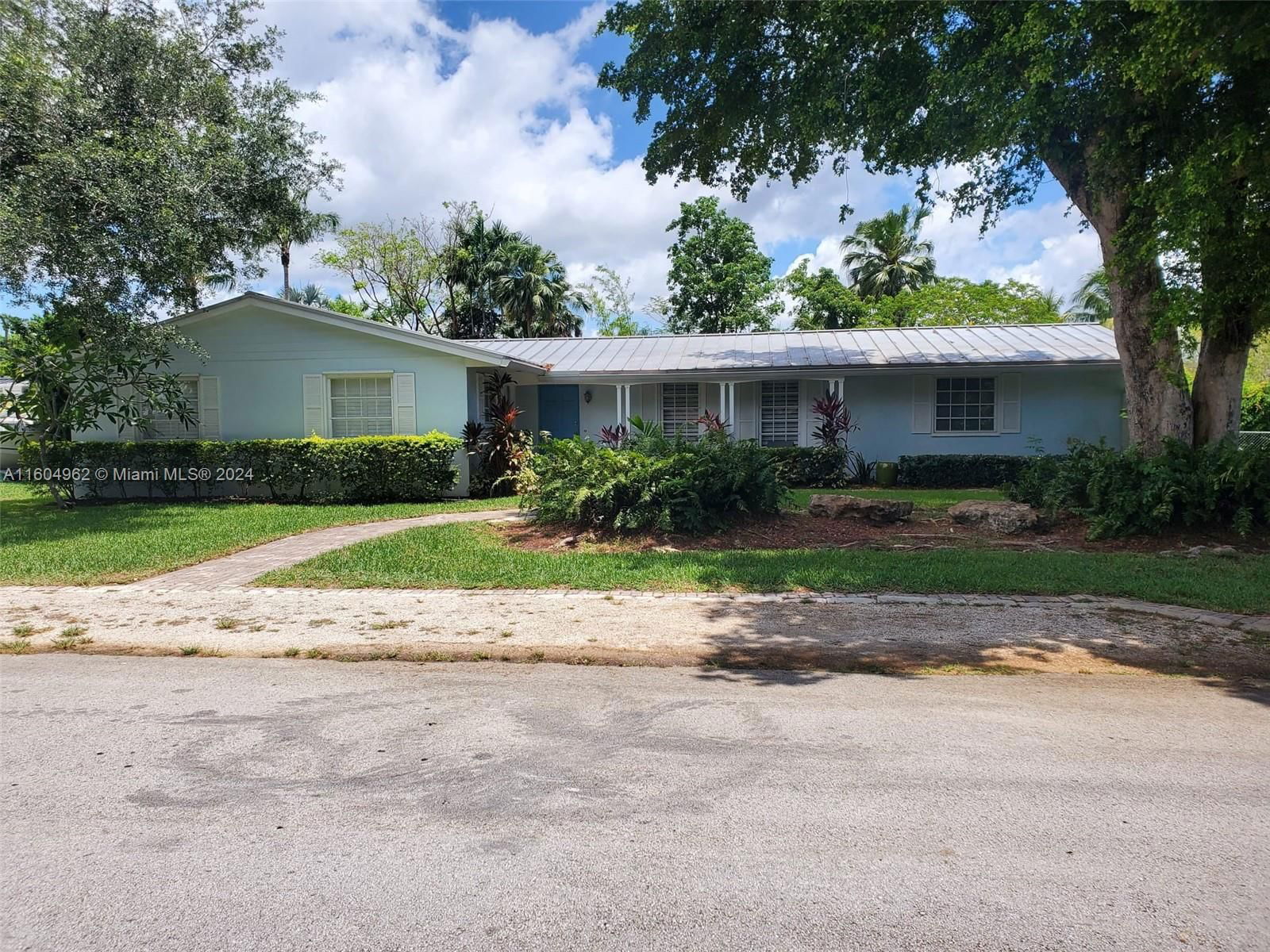 Real estate property located at 8305 169 ter, Miami-Dade County, OLD CUTLER WEST SEC 3 PB 9, Palmetto Bay, FL