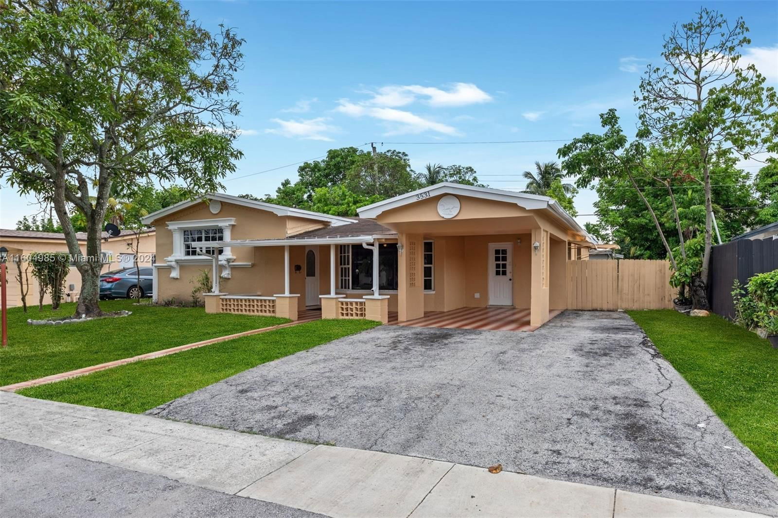 Real estate property located at 3531 33rd Ave, Broward County, LAUDERDALE LAKES NORTH GA, Lauderdale Lakes, FL