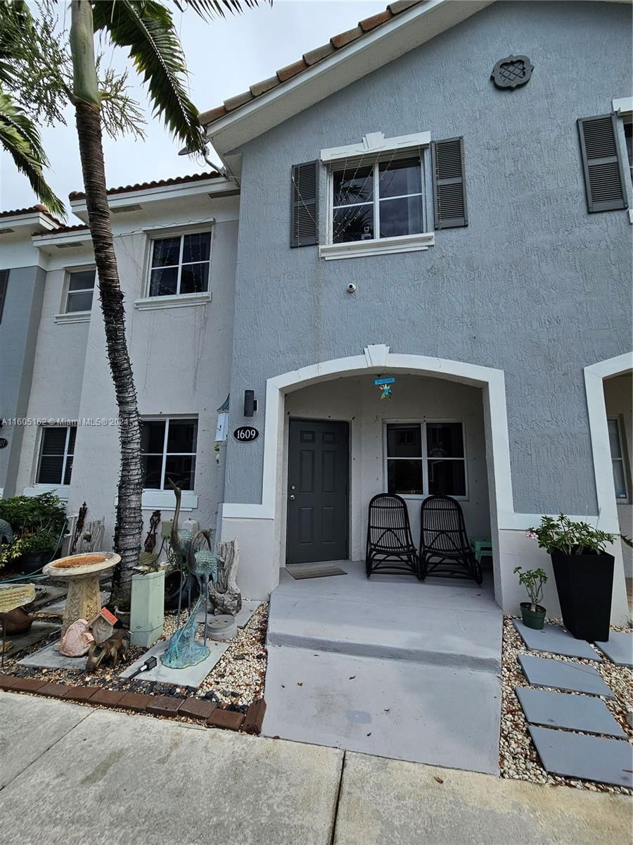 Real estate property located at 1609 31st Ct #1609, Miami-Dade County, VENETIA GROVE, Homestead, FL